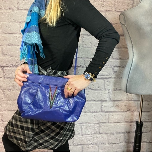 Vintage Boots Bailey crossbody bag - Picture 2 of 11